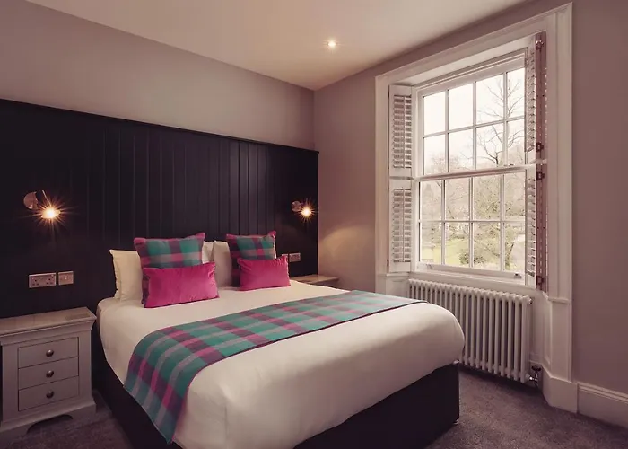 فندق Tweedies Bar And جراسمير