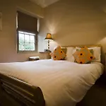 Tweedies Bar And Hotel Grasmere