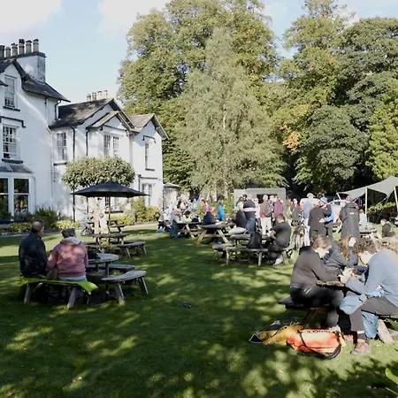 Hotel Tweedies Bar And