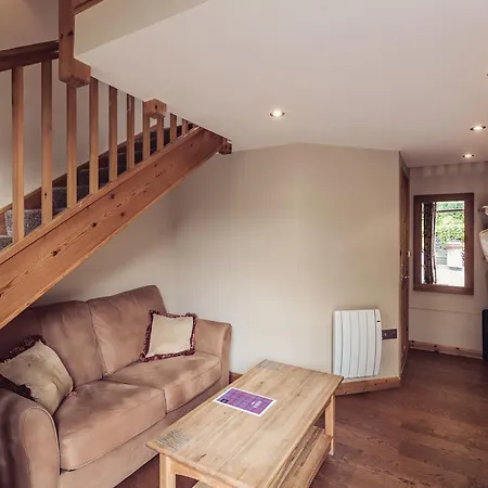 Hotel Tweedies Bar And