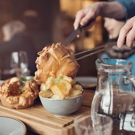 ホテル Tweedies Bar And 3*