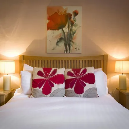 Tweedies Bar And Hotel Grasmere