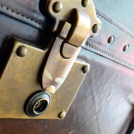 ホテル Tweedies Bar And