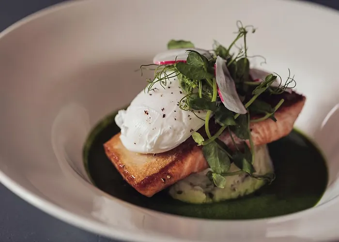 Tweedies Bar And Hotel