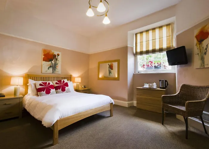 Tweedies Bar And Hotel 3*